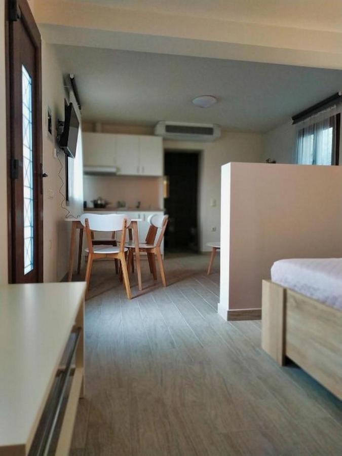 Guesthouse Kastelia Kalambaka Eksteriør billede